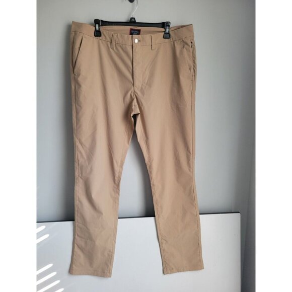 UntuckIT Straight Taper Fit Khaki Chino Pants Men's Size 36x32 - Picture 1 of 6